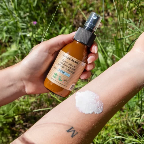 Crème solaire SPF50 minérale liquide à l’huile de Karanja- Comme Avant